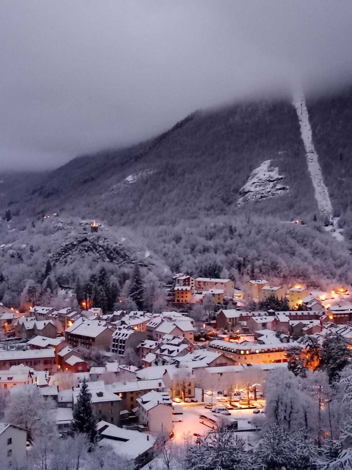 Les Gites Axeens Ax-les-Thermes Exteriör bild